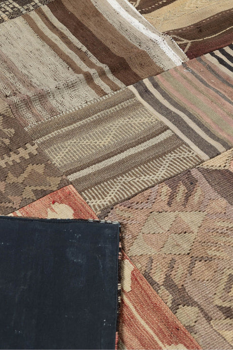 #Turkish_Carpets_Rugs# #Modern_Carpets# #Abrash_Carpets#404-172X235