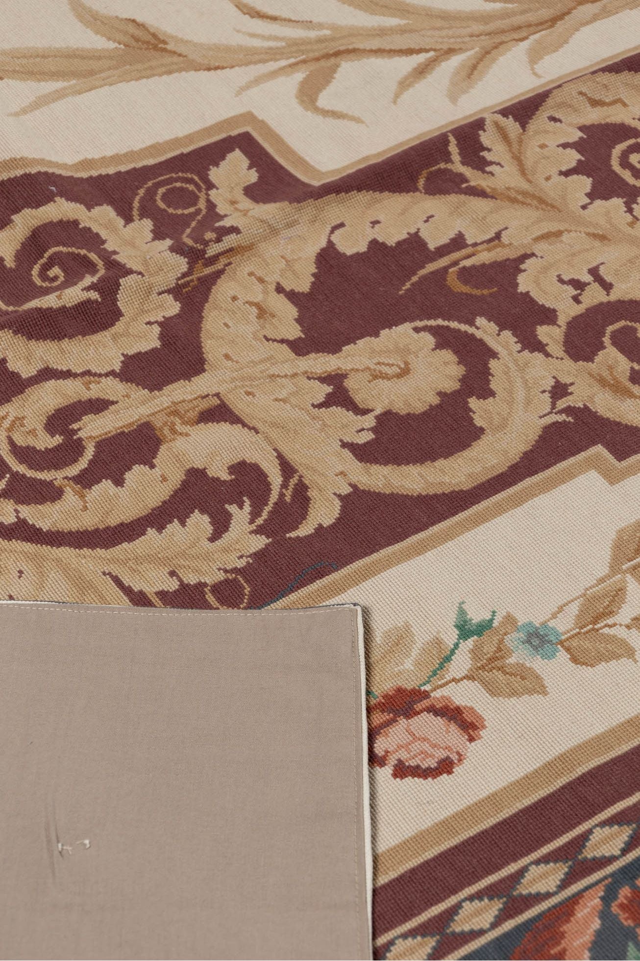 #Turkish_Carpets_Rugs# #Modern_Carpets# #Abrash_Carpets#Bahrain939-274X356