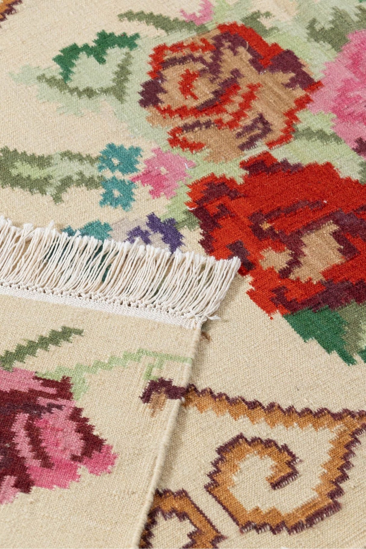 #Turkish_Carpets_Rugs# #Modern_Carpets# #Abrash_Carpets#Floral-Kilim-34-002-White-80X200