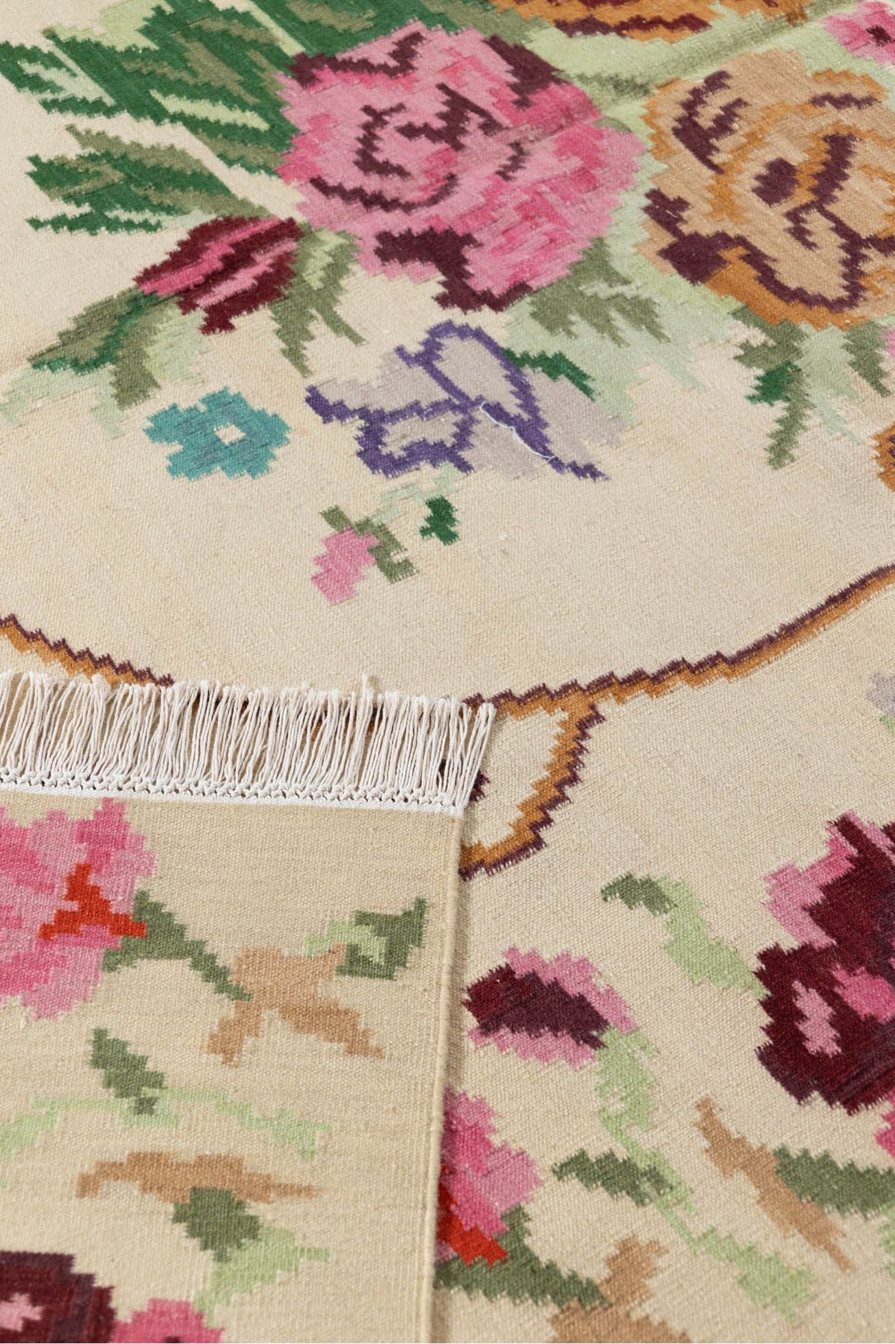 #Turkish_Carpets_Rugs# #Modern_Carpets# #Abrash_Carpets#Floral-Kilim-34-White-170X240
