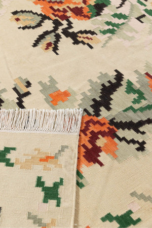 #Turkish_Carpets_Rugs# #Modern_Carpets# #Abrash_Carpets#Floral-Kilim-44-White-250X350