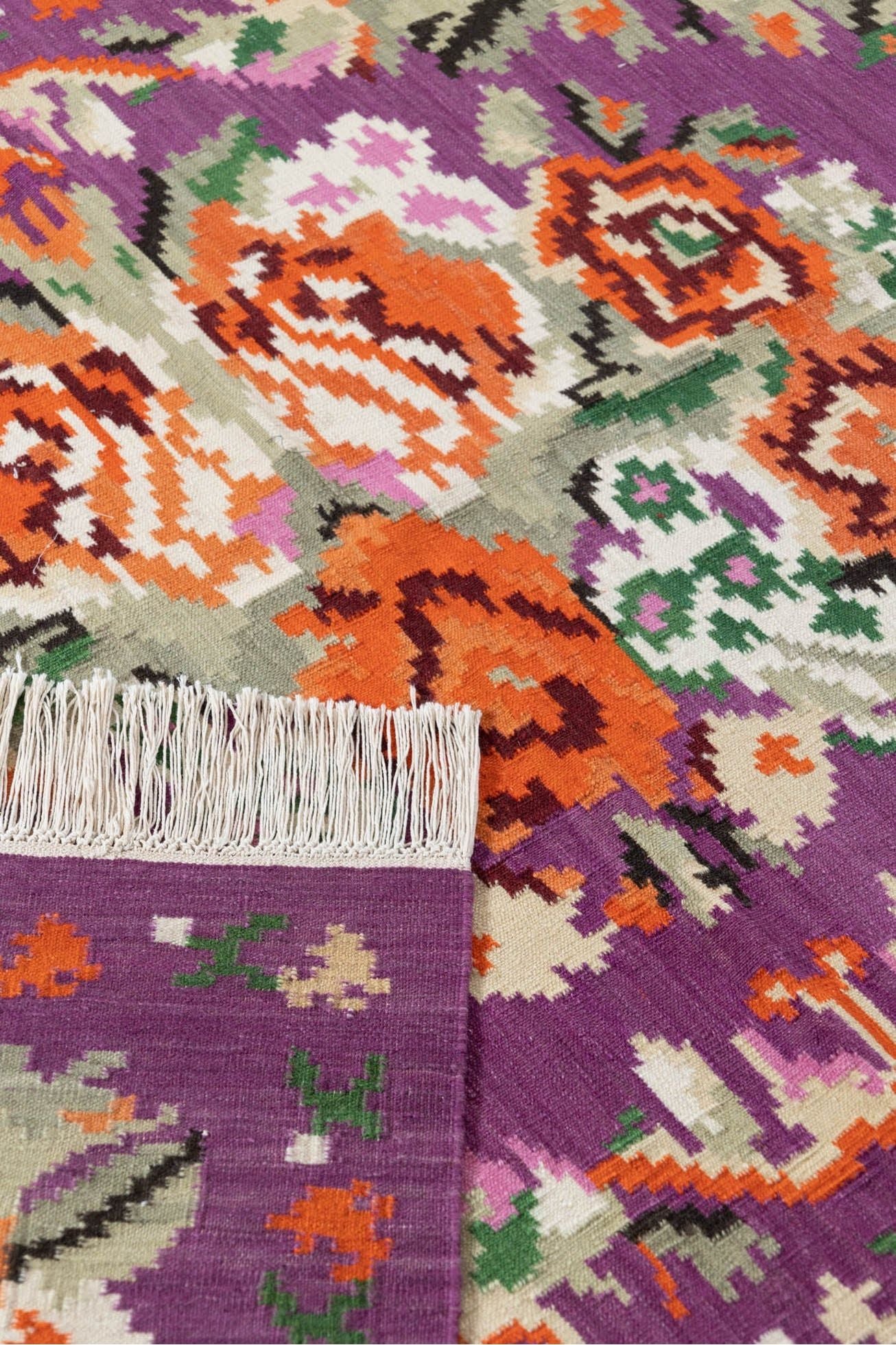 #Turkish_Carpets_Rugs# #Modern_Carpets# #Abrash_Carpets#Floral-Kilim-7242-Purple-120X180
