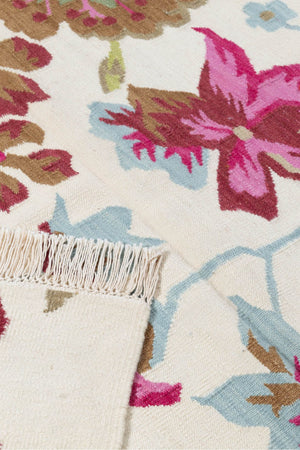 #Turkish_Carpets_Rugs# #Modern_Carpets# #Abrash_Carpets#Floral-Kilim-7245-White-002-90X150