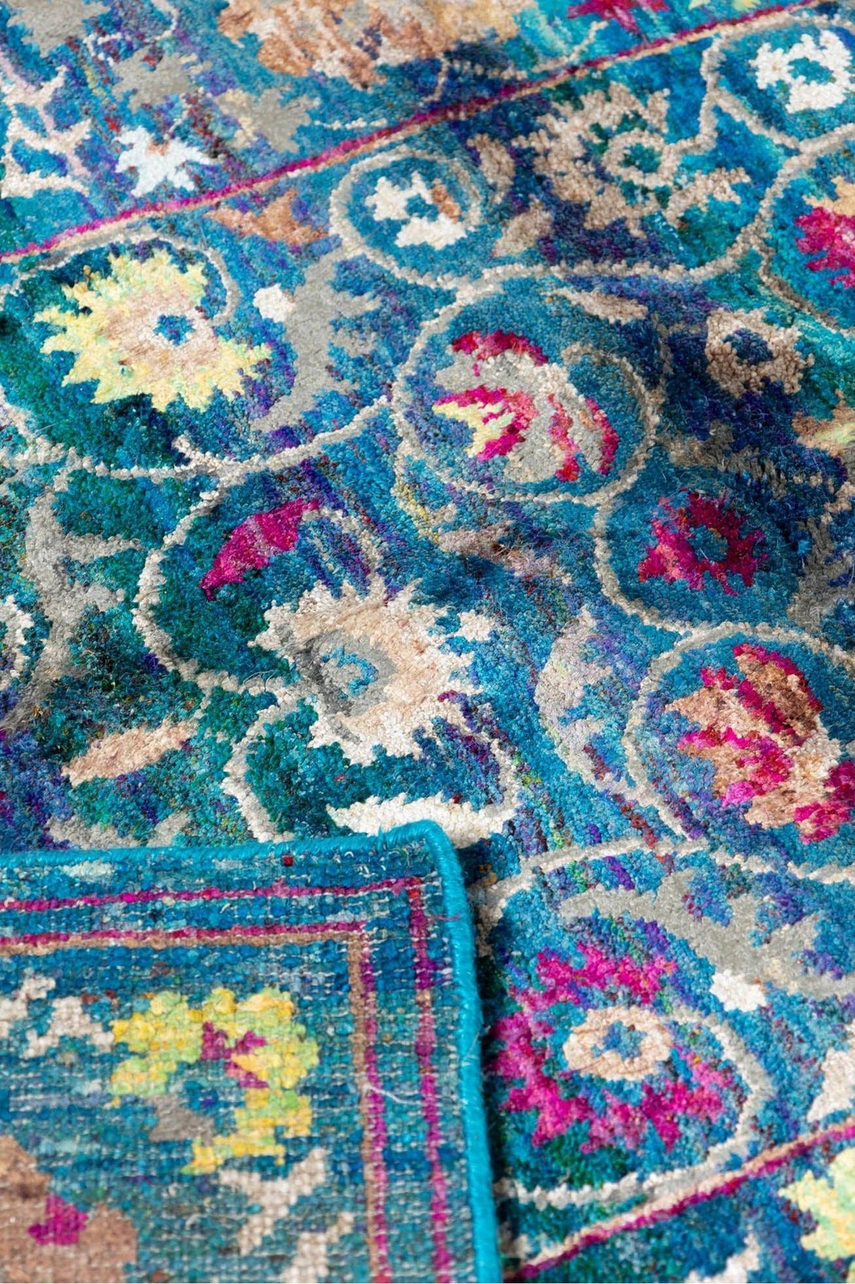 #Turkish_Carpets_Rugs# #Modern_Carpets# #Abrash_Carpets#Halisari235-125X188