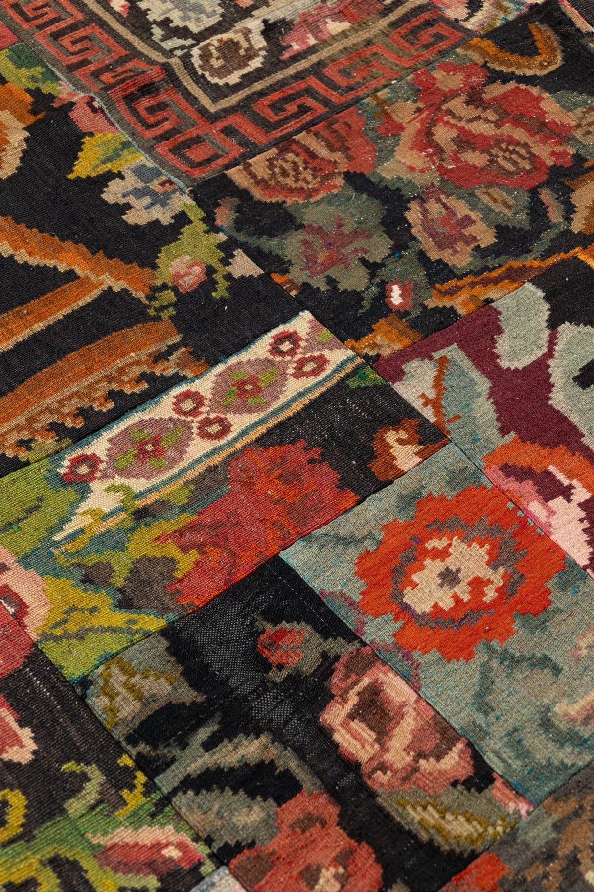 #Turkish_Carpets_Rugs# #Modern_Carpets# #Abrash_Carpets#Mp130-205X295