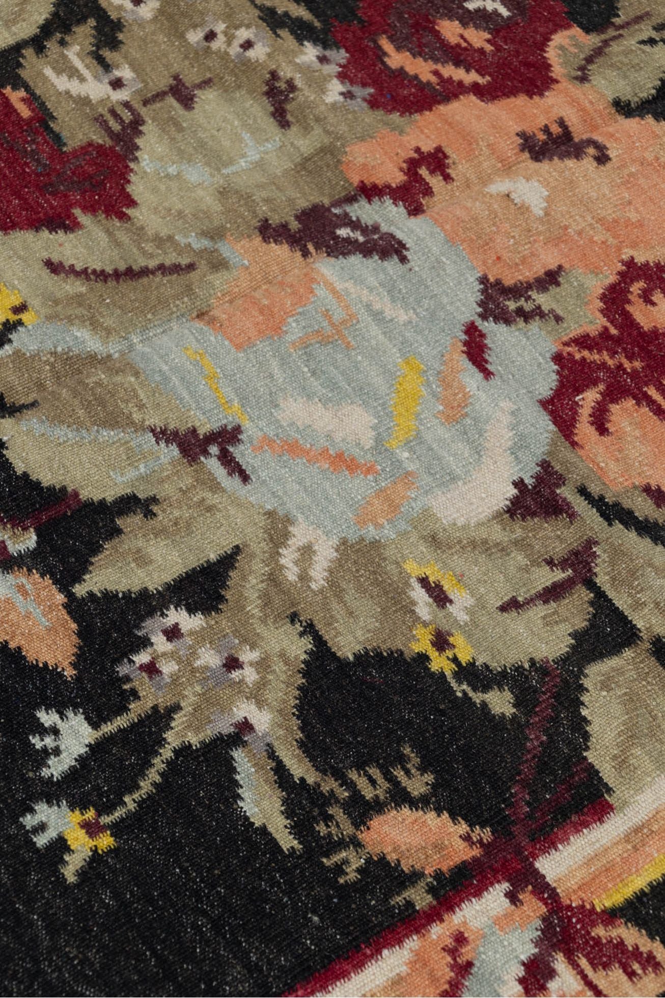 #Turkish_Carpets_Rugs# #Modern_Carpets# #Abrash_Carpets#Qatar97-138X199