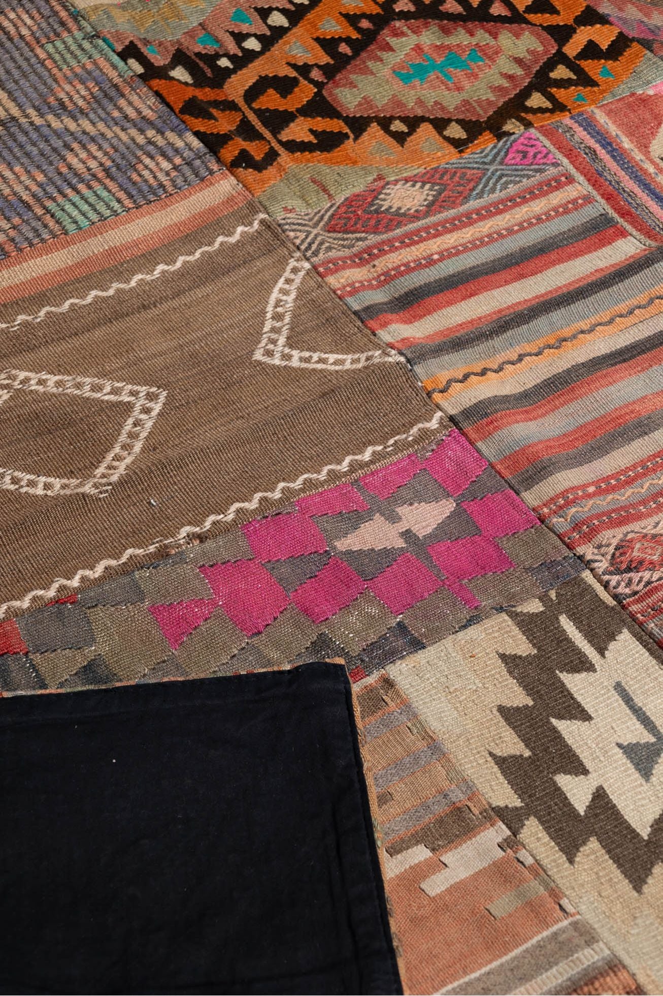#Turkish_Carpets_Rugs# #Modern_Carpets# #Abrash_Carpets#Sr33-205X153