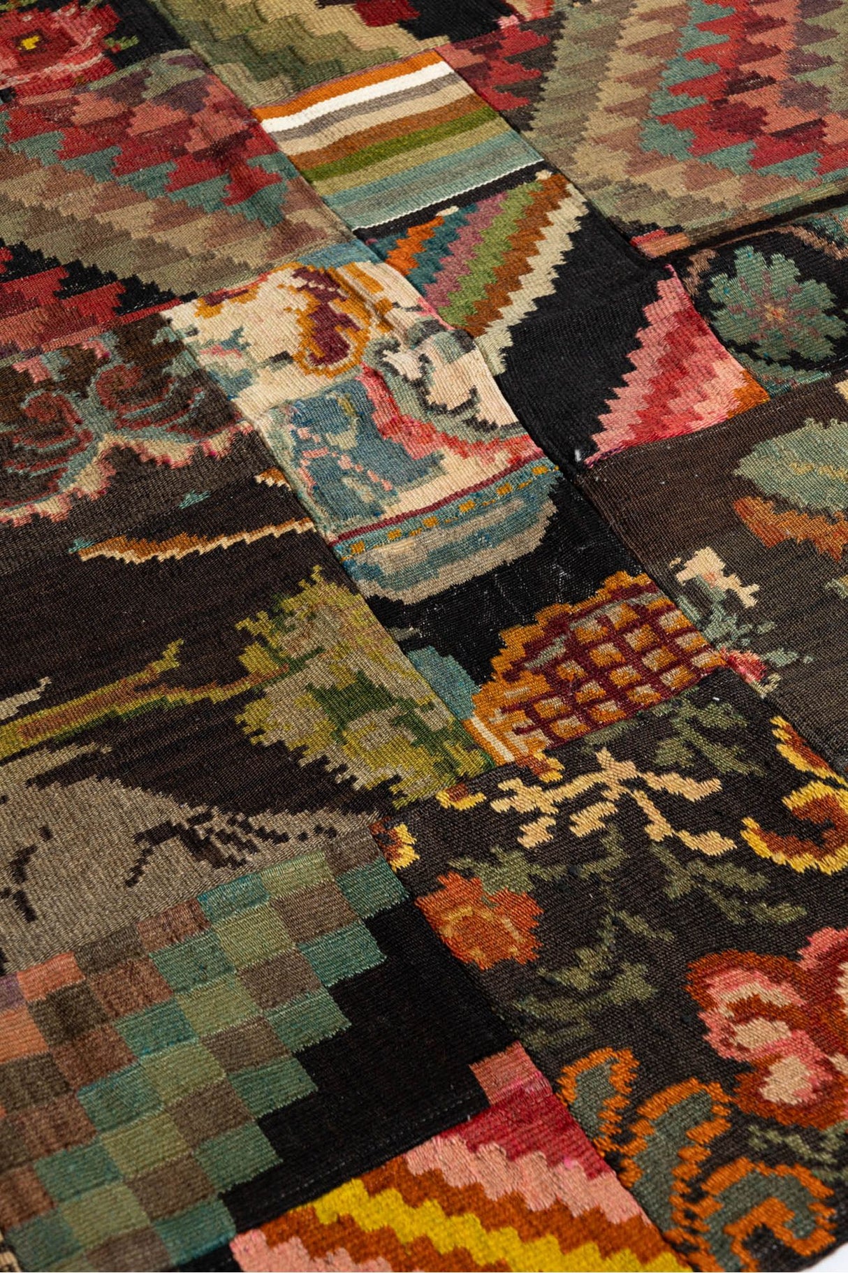 #Turkish_Carpets_Rugs# #Modern_Carpets# #Abrash_Carpets#Sr63-190X145