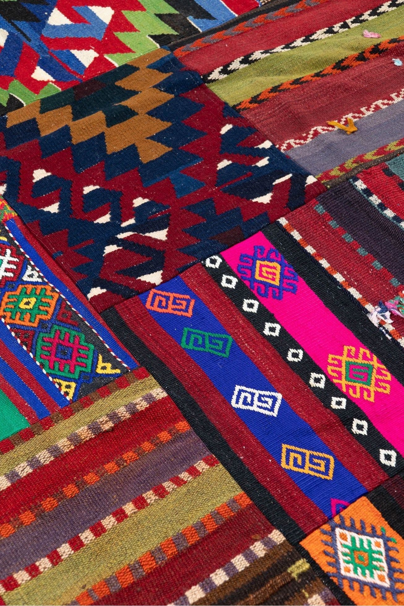 #Turkish_Carpets_Rugs# #Modern_Carpets# #Abrash_Carpets#Turkl071600323-174X237